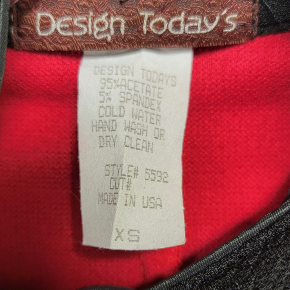 Vintage Design Today's Three-Button Acetate Blazer Jacket Long Sleeve Red SZ XS - Picture 4 of 4